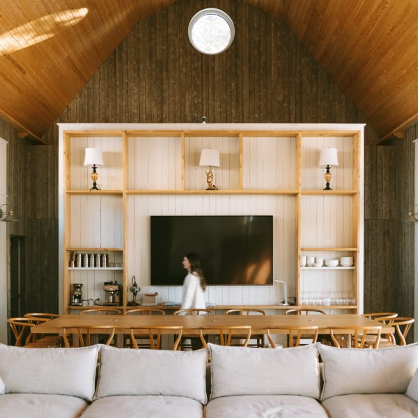 Une femme dans La Commune de TERACEA.