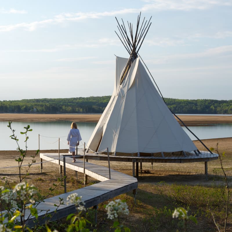 Treat yourself to a relaxing spring getaway in Quebec
