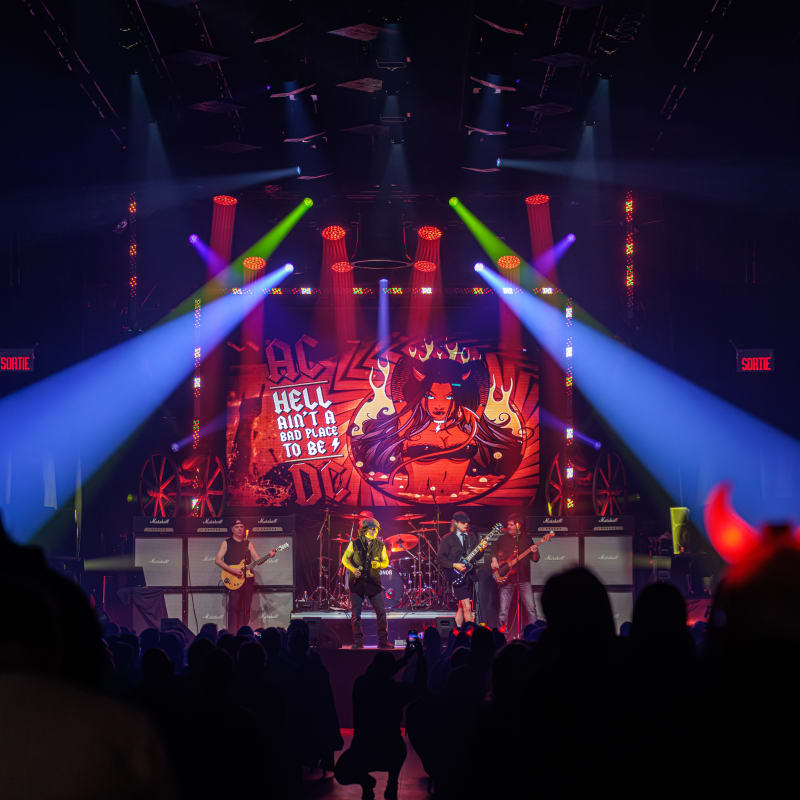 Show at the Amphithéâtre Cogeco 