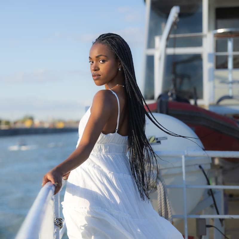Croisières AML (Lévis): passagère à quai