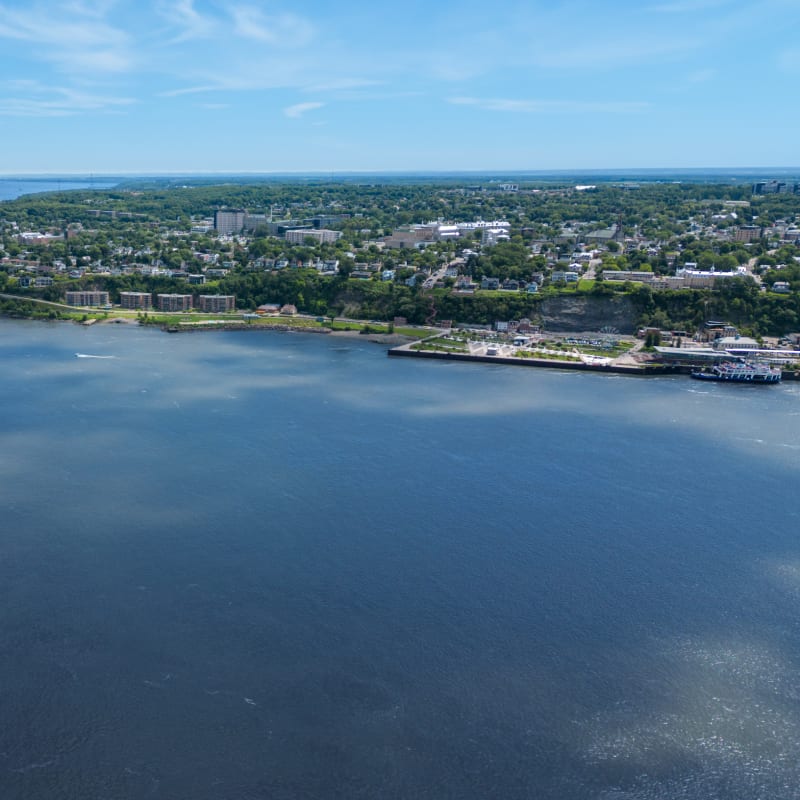 Croisières AML (Lévis): rivage