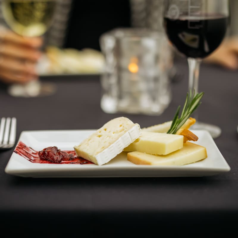 Croisières AML (Lévis) : assiette de fromages