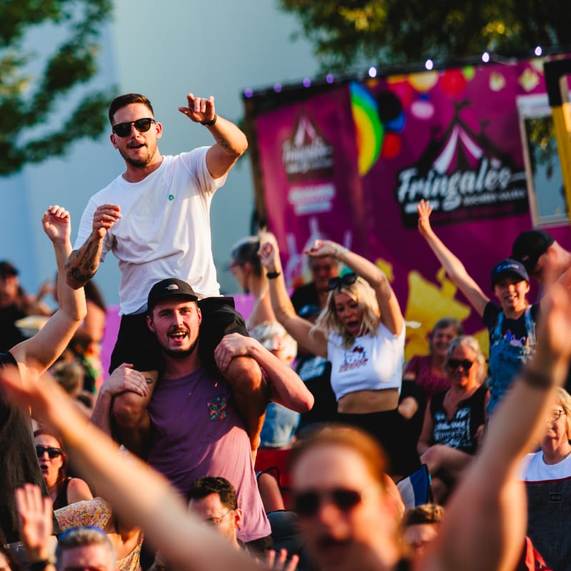 Young men having fun at the Festival POP ton été