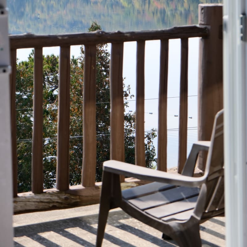 Grand Lodge Mont-Tremblant - Lakeview balcony