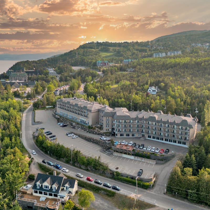 Hôtel Pavillons et Spa Le Petit Manoir du Casino 