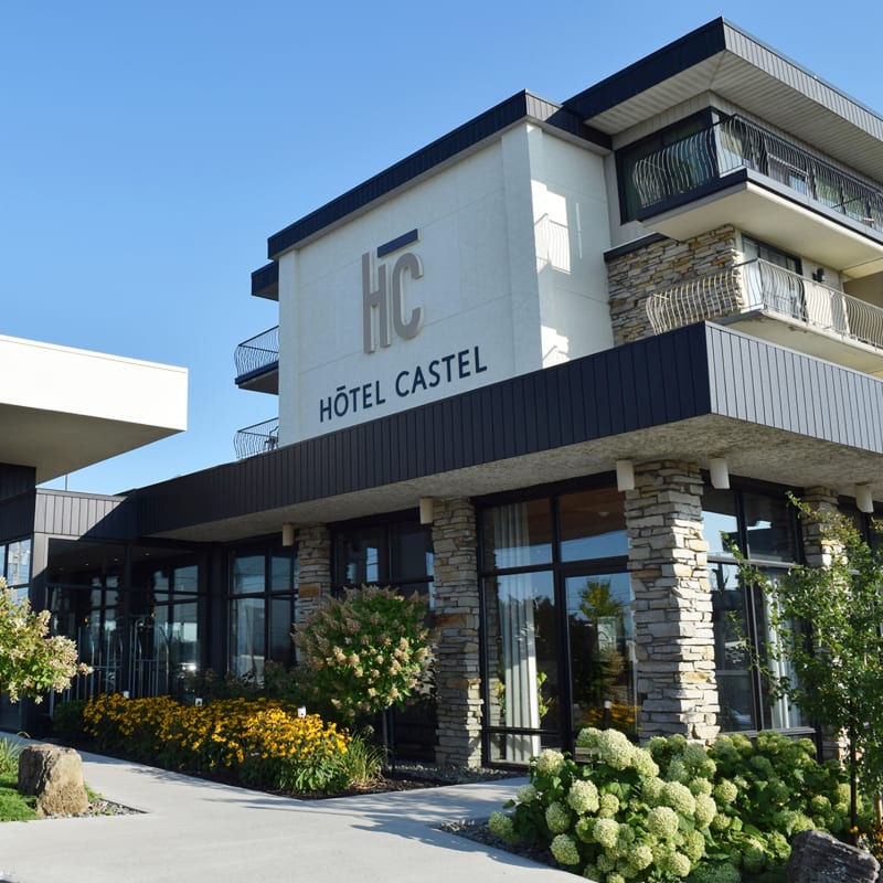 Front of Hotel Castel