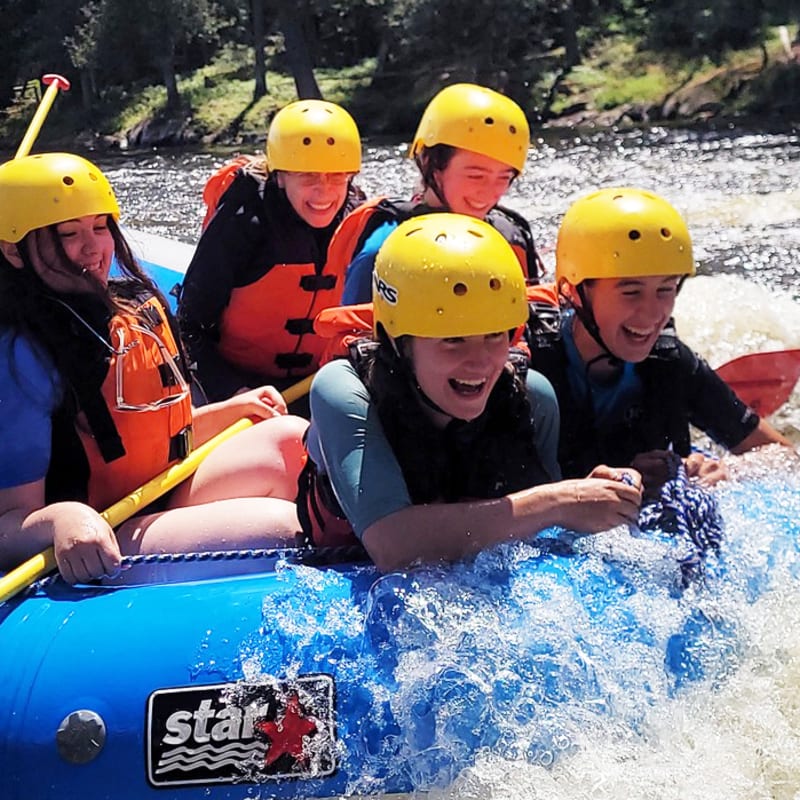 A summer of nature discoveries with Quebec Adventure Outdoor - Family rafting trip