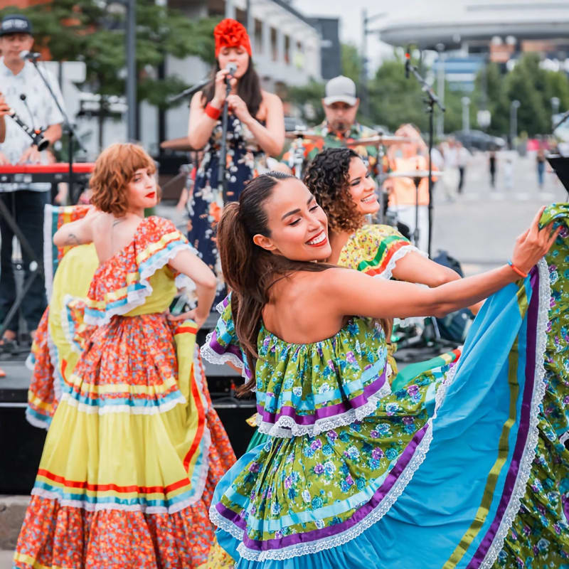 Laval, c’est maintenant! - Danse et musique au Centropolis