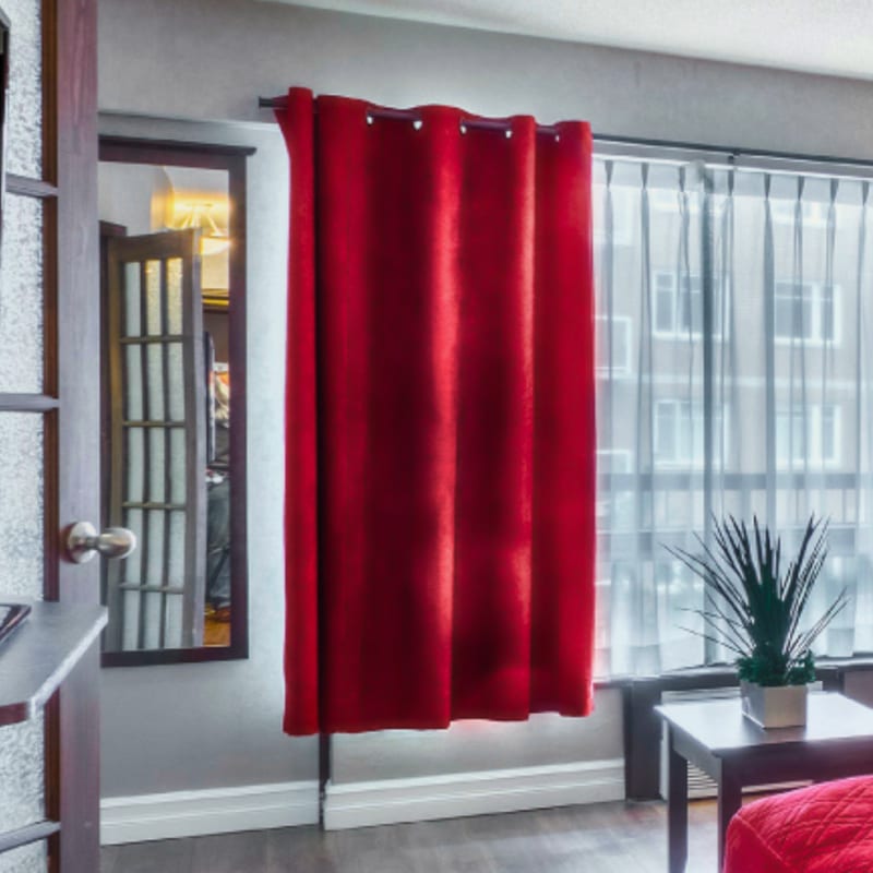 Deluxe room with king bed