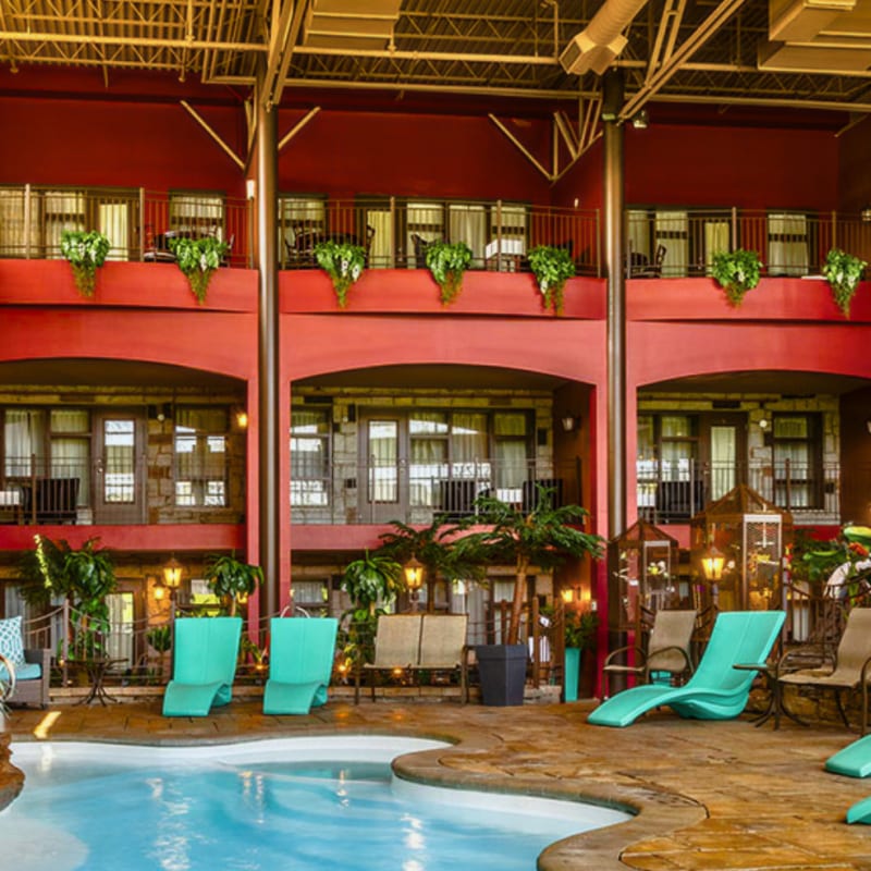 Pool, Hôtel Universel Québec