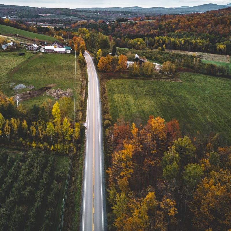 L’automne sous toutes ses couleurs dans Brome-Missisquoi - Route de campagne à Frelighsburg