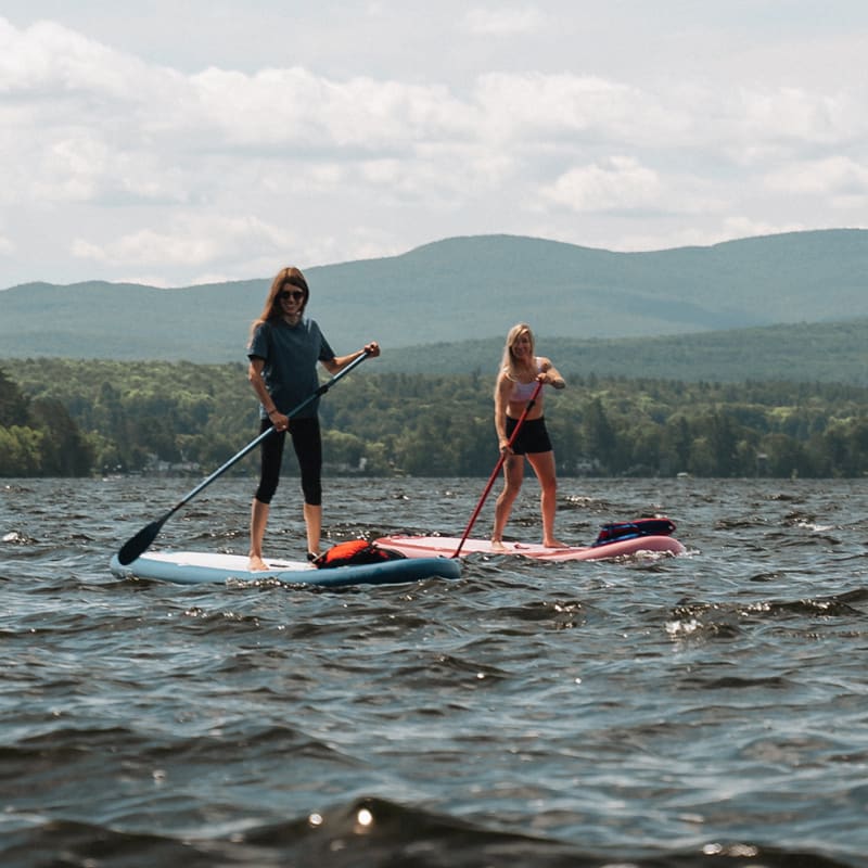 Brome-Missisquoi: one region, a thousand things to do - Paddleboarding on the Brome lake