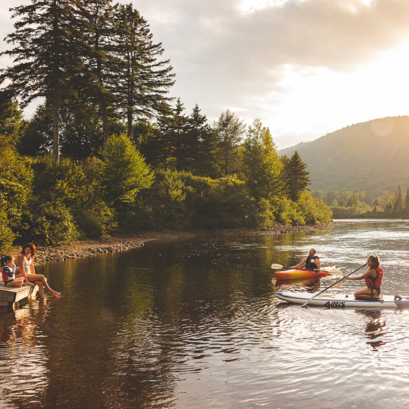 Tourisme Jacques-Cartier - Kayaking and paddleboarding