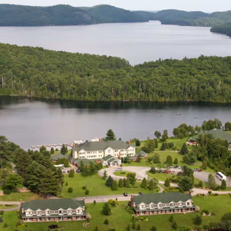 auberge_lac_a_leau_claire_1