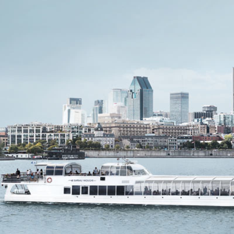 bateau_mouche_au_vieux_port_de_montreal_1