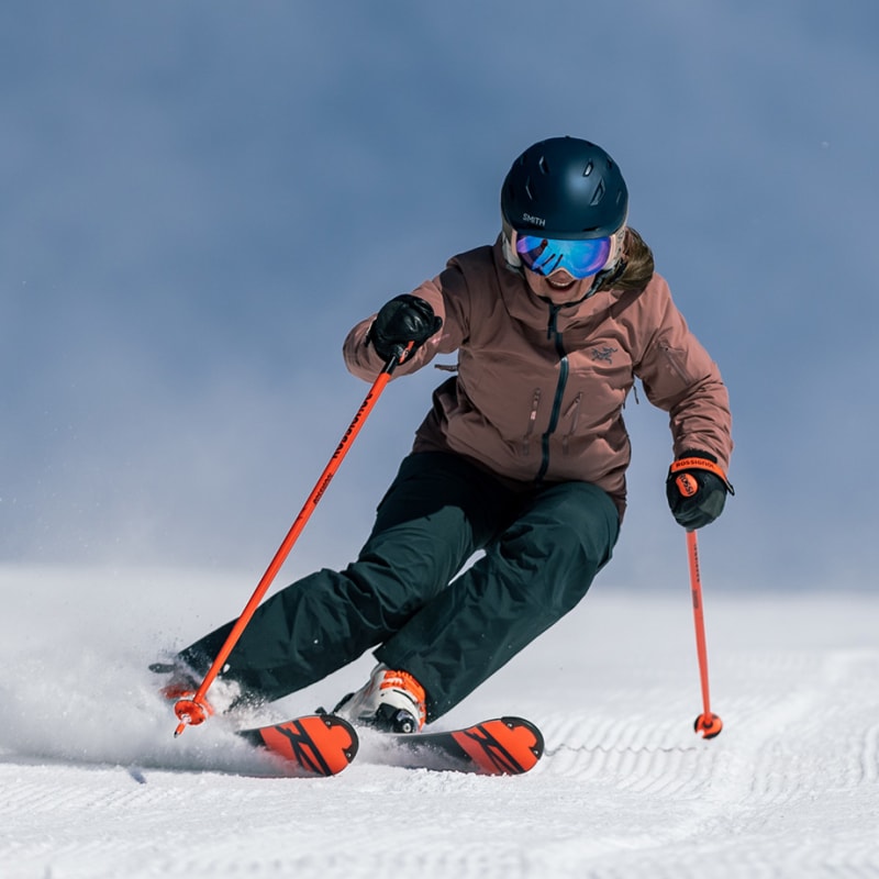 bromont_montagne_dexperiences___station_de_ski_1_h