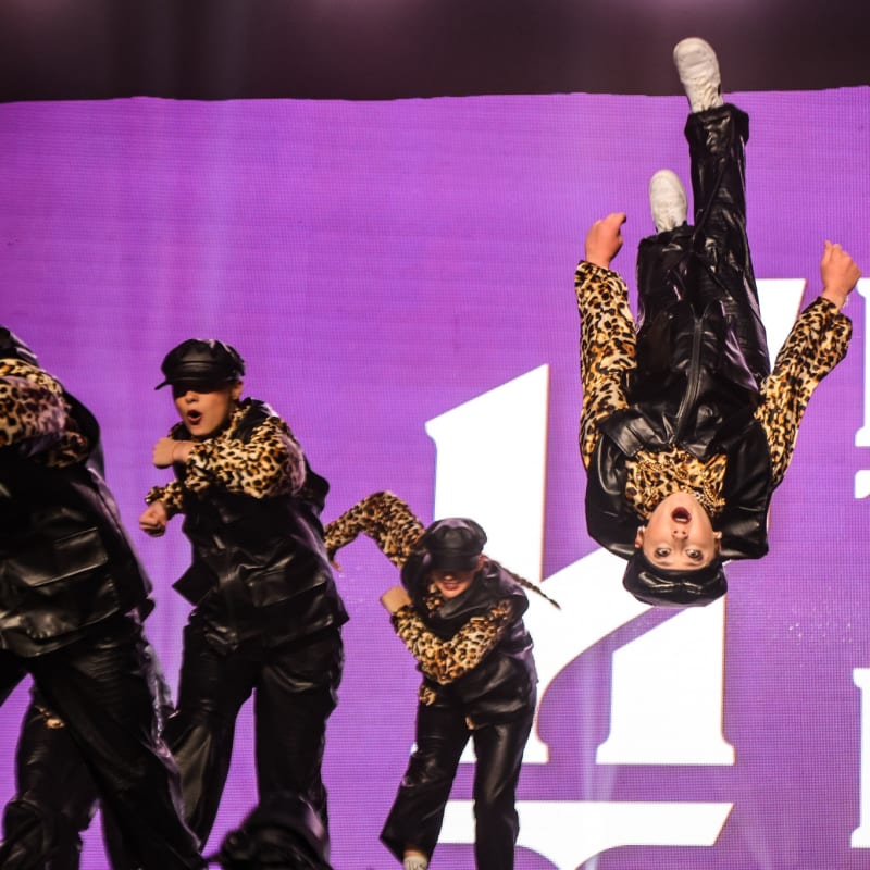 hit_the_floor_3_h