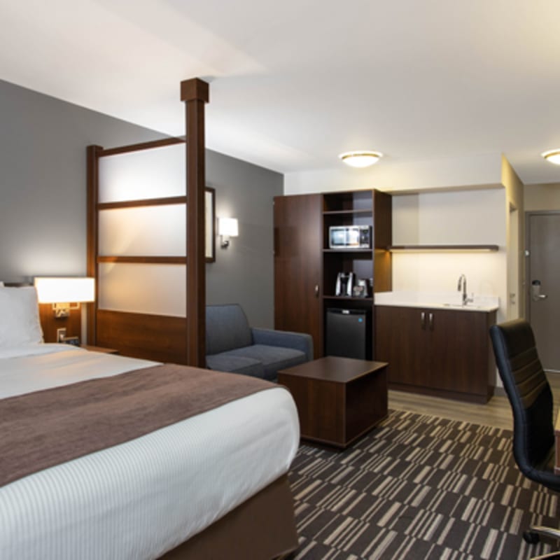 microtel_inn__suites_mont_tremblant_2