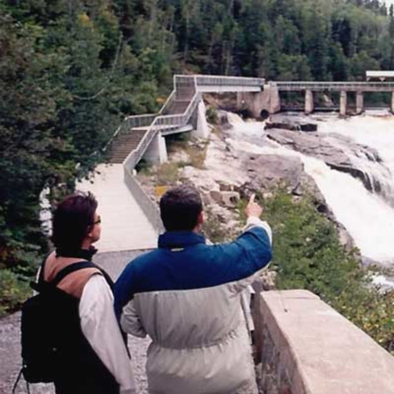 parc_de_la_caverne_du_trou_de_la_fee_2