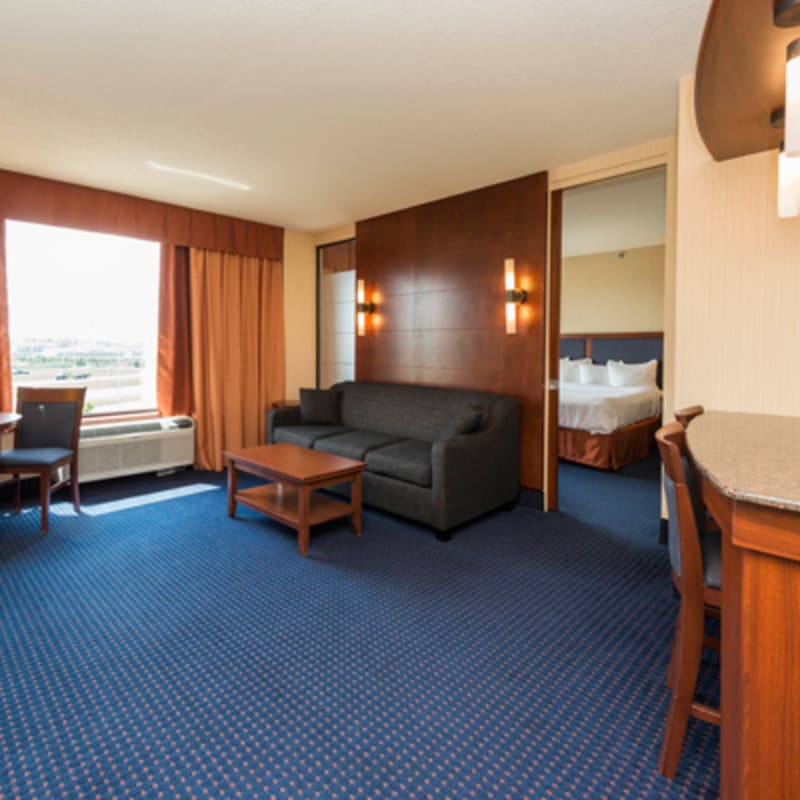 quality_inn__suites_levis_11