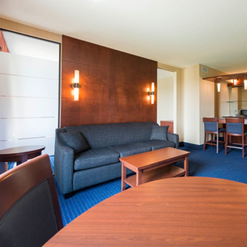 quality_inn__suites_levis_12