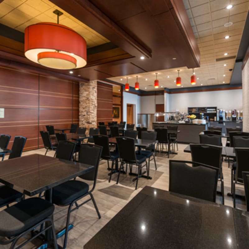 quality_inn__suites_levis_16
