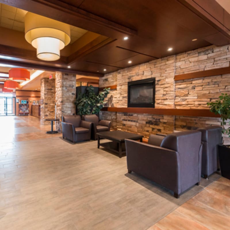 quality_inn__suites_levis_20