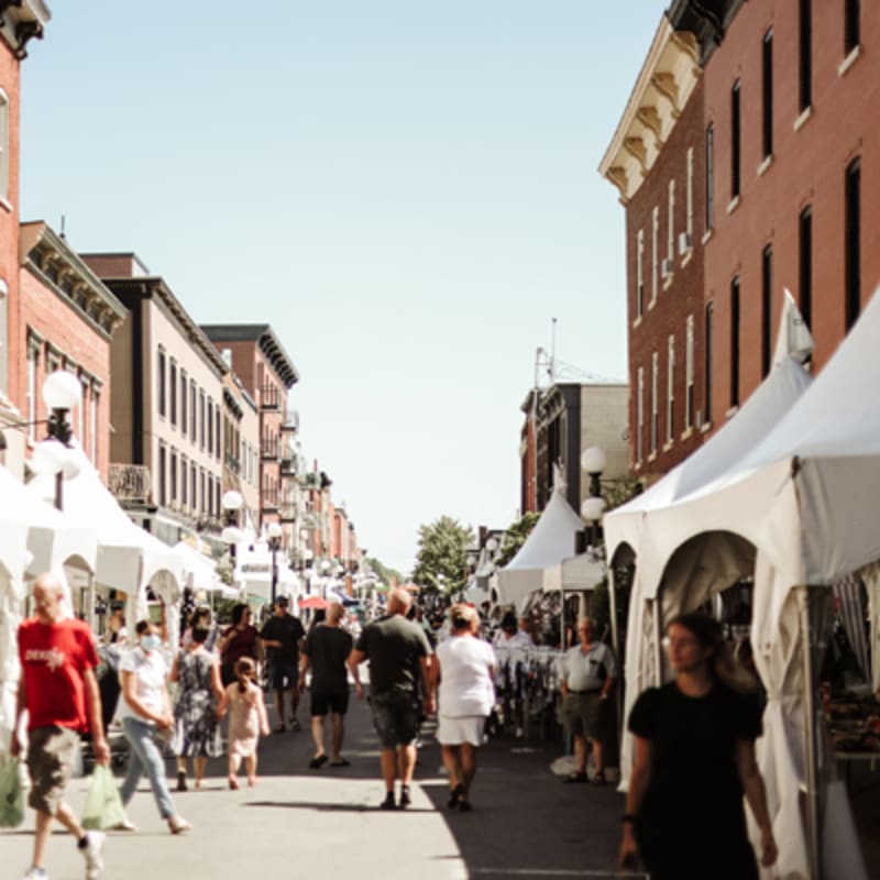 vente_trottoir_saint_hyacinthe_1