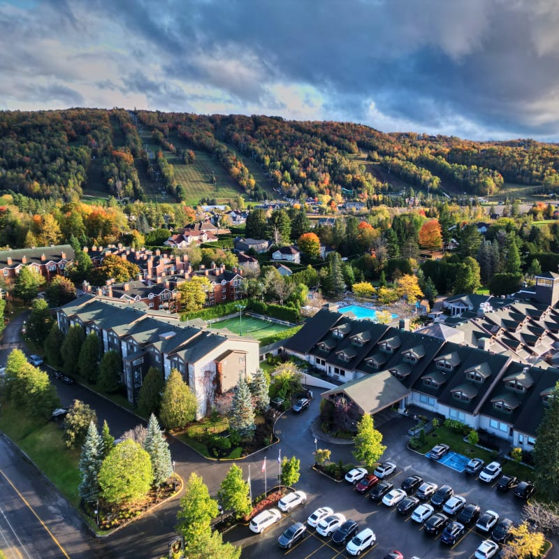 The Saint-Sauveur Valley in the fall.