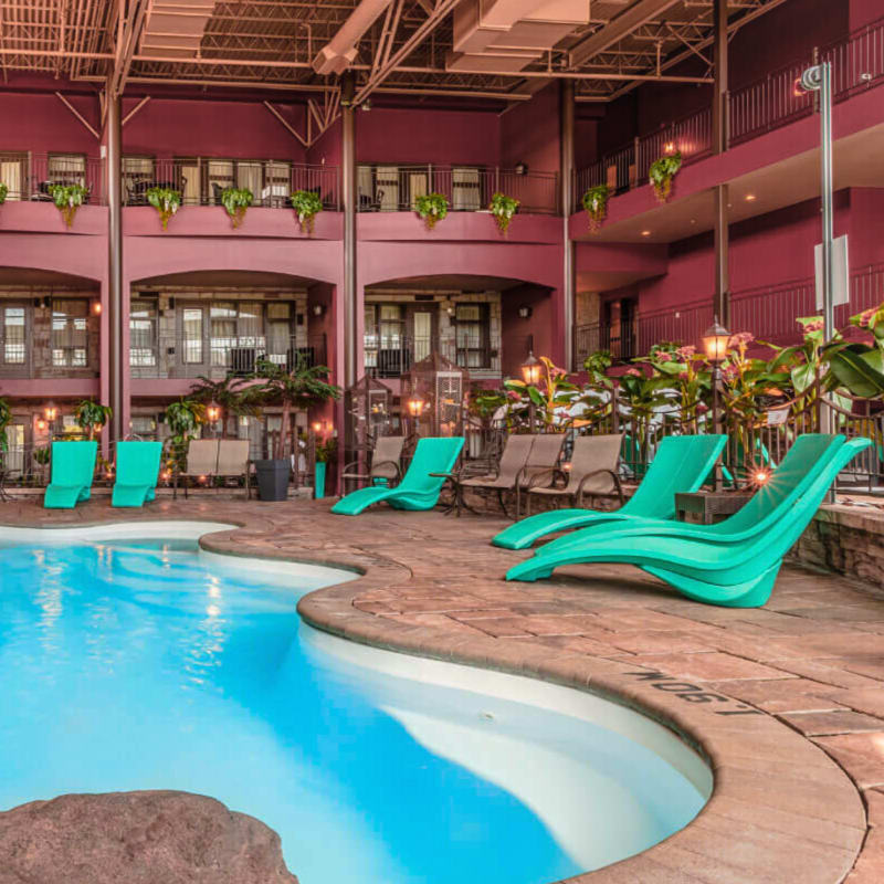 Indoor pool at Hotel Universel in Québec City.