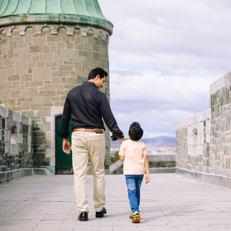 A father and his son on Québec City's fortified walls.