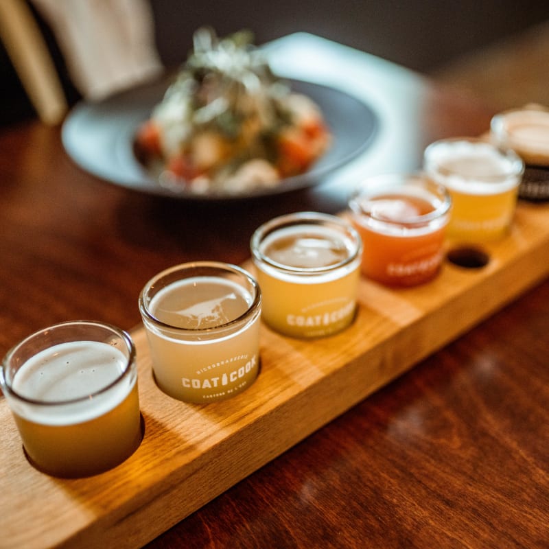 Tasting palette with 6 kinds of beer.