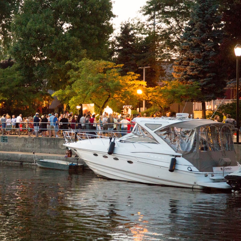 Laissez-vous charmer par une soirée à Sainte-Anne-de-Bellevue