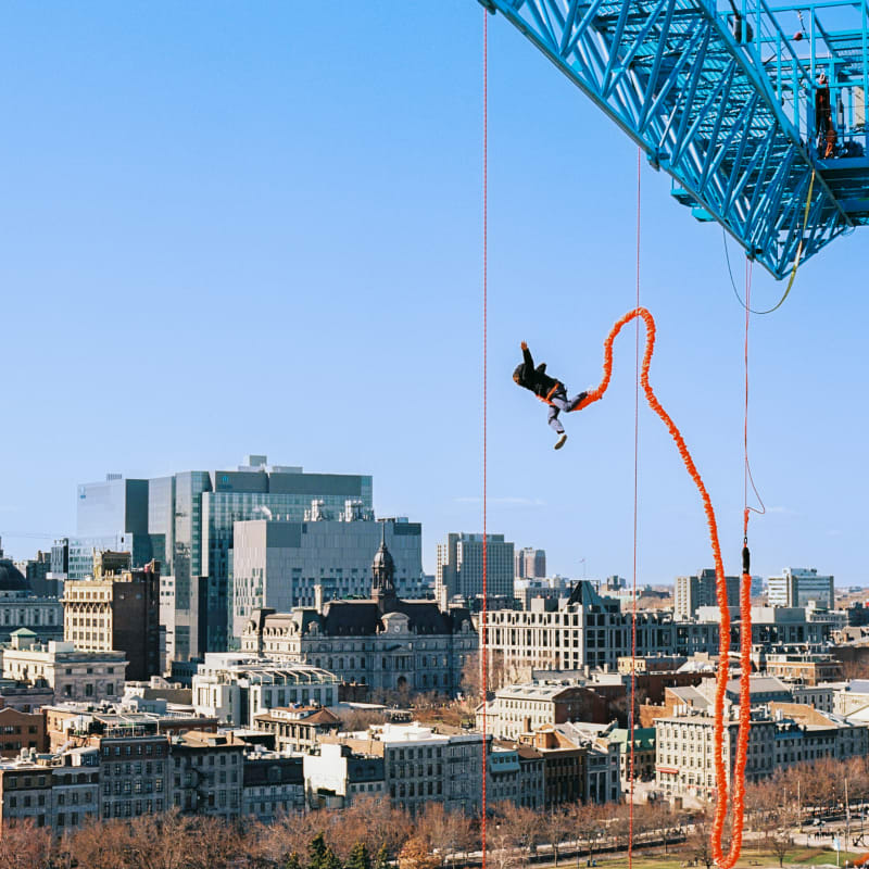 Bungee jumping in Montréal