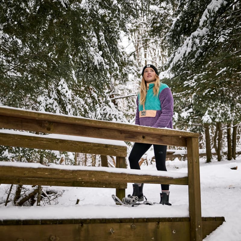 Randonnée en raquettes au Parc Oméga.
