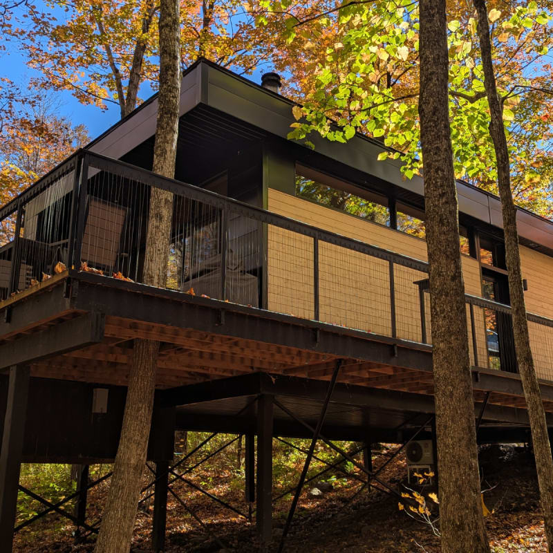 Les chalets de cabin Sutton en automne.