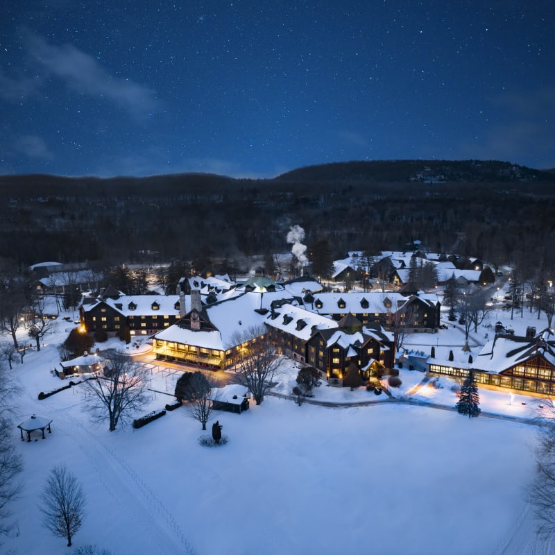 Château Montebello in the winter.