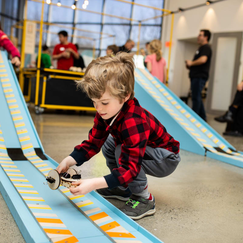 Kids at the Musée de l'ingéniosité J. Armand Bombardier.