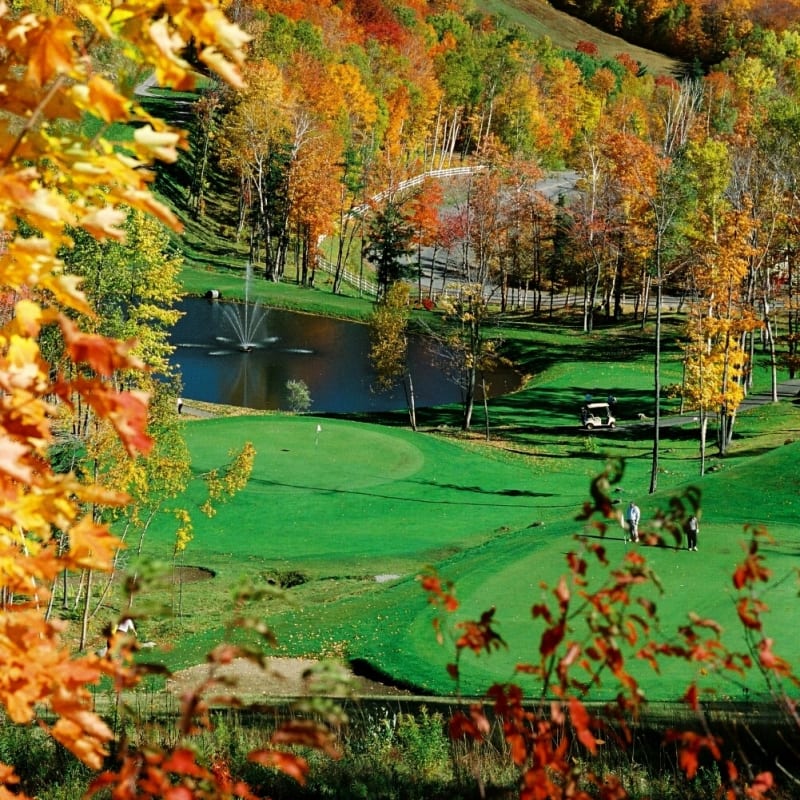 Golf Mont Gabriel in the fall