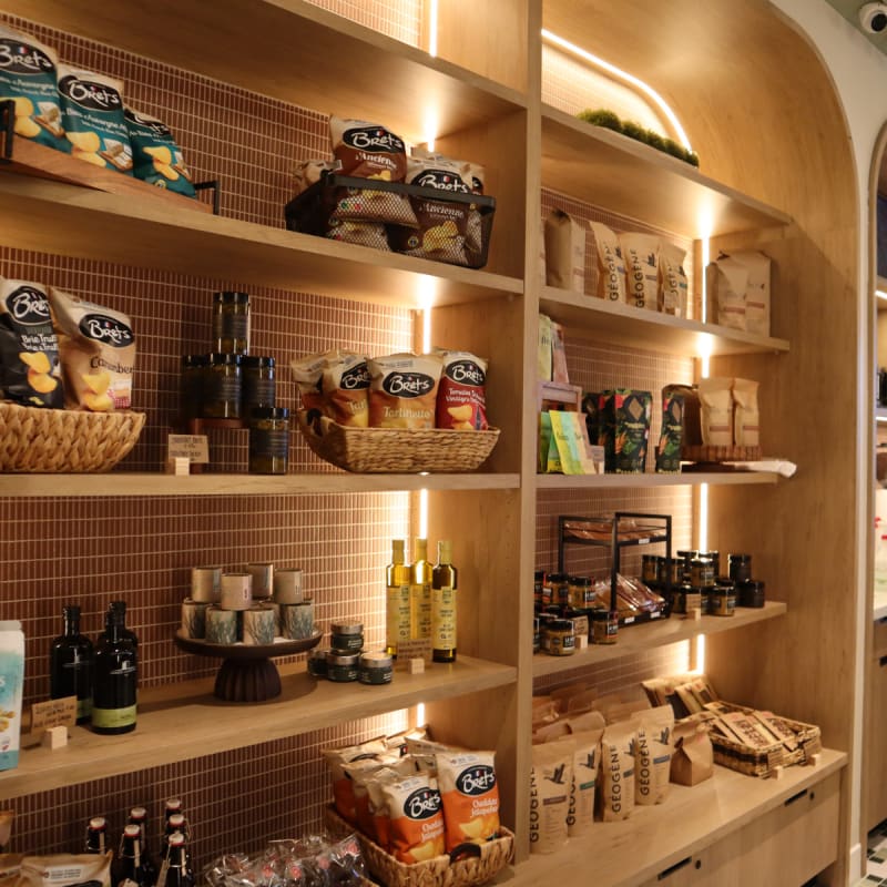 Display shelves at a fine grocery store at Ratatouille.
