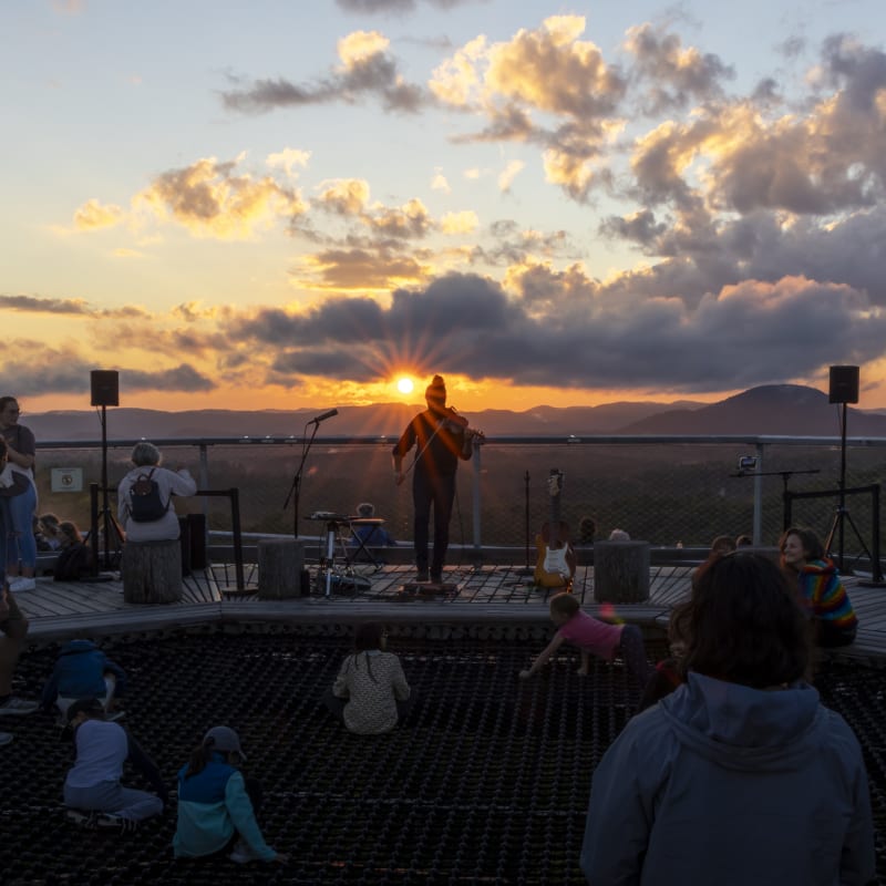 Concert at sunset at Sentier des cimes Laurentides.