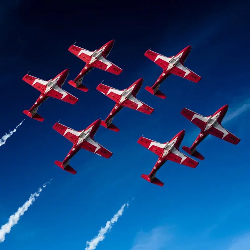 Spectacle aérien AÉRO Gatineau-Ottawa - Sept avions dans le ciel