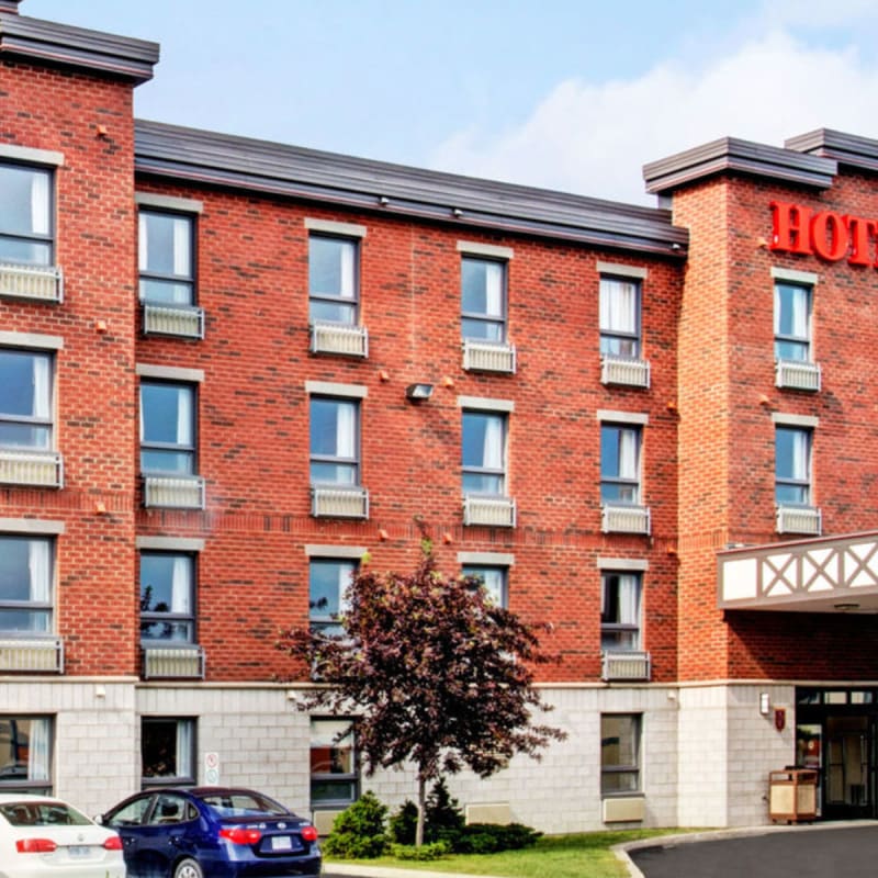 Super 8 Hotel Lachenaie