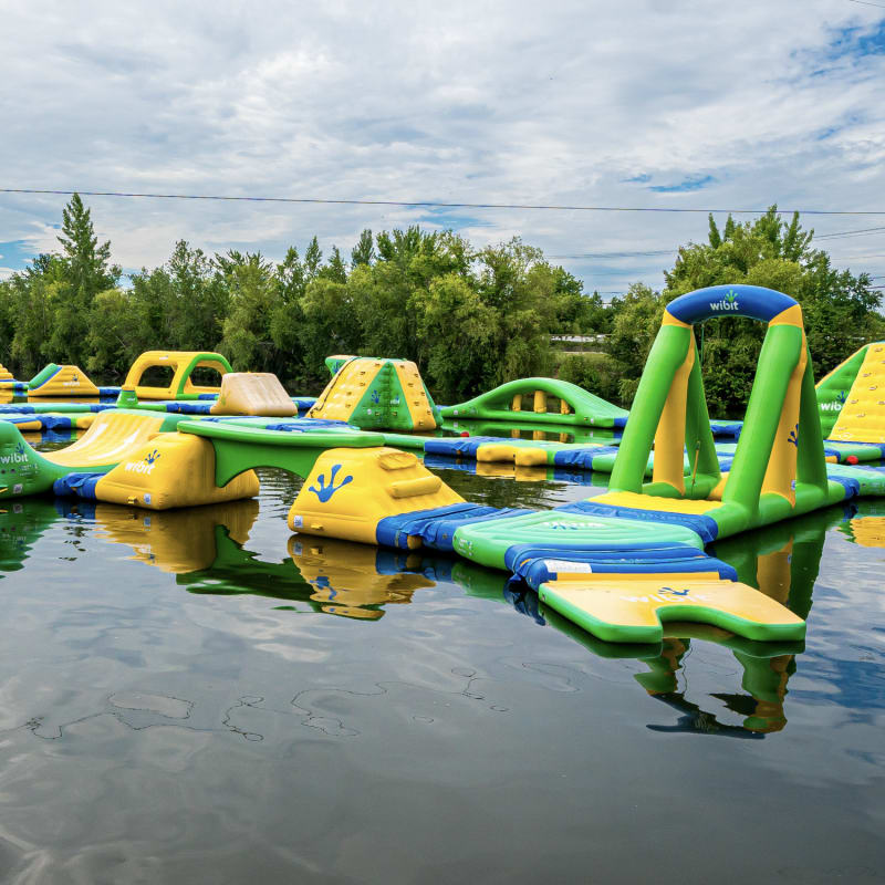 Super Aqua Club