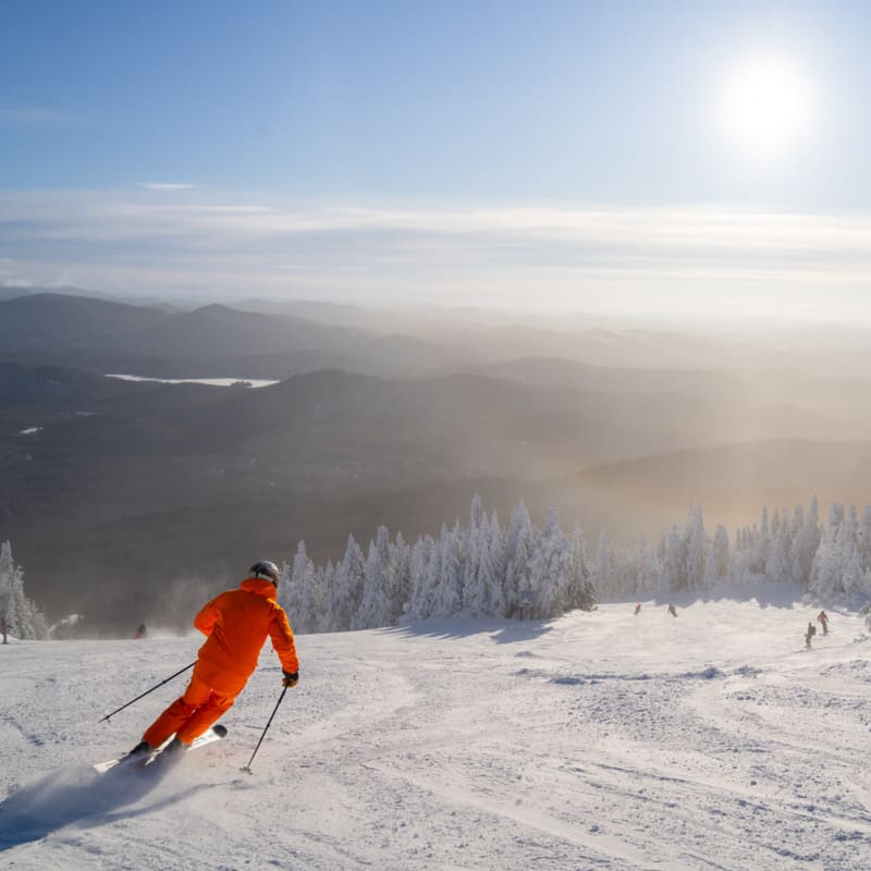 Person skiing at Mont-Tremblant.