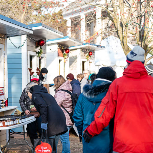 Féerie Lac du Village Christmas market in Saint-Bruno